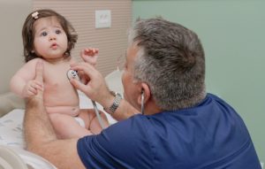 Neonatološki pregled u dečjoj klinici Prime Medical Kids