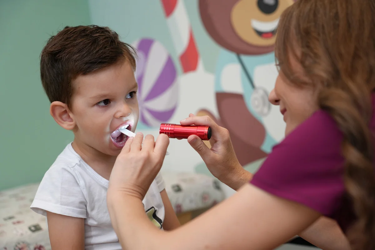 Lečenje krajnika kod dece u Prime Medical Kids Pedijatrijskoj ordinaciji